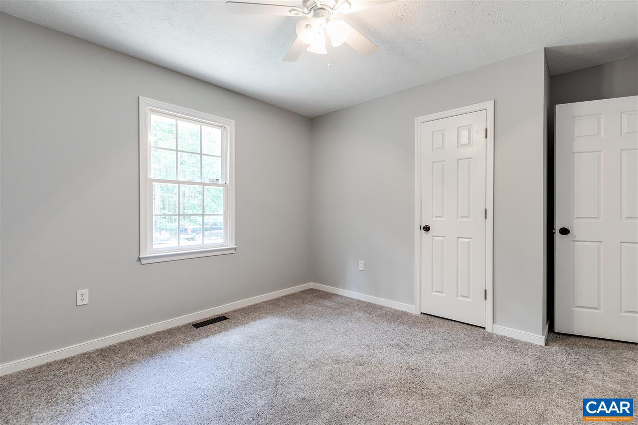 4511 Tabscott Road Columbia, VA 23038 - Photo 8 of 48 Gallery Image 8