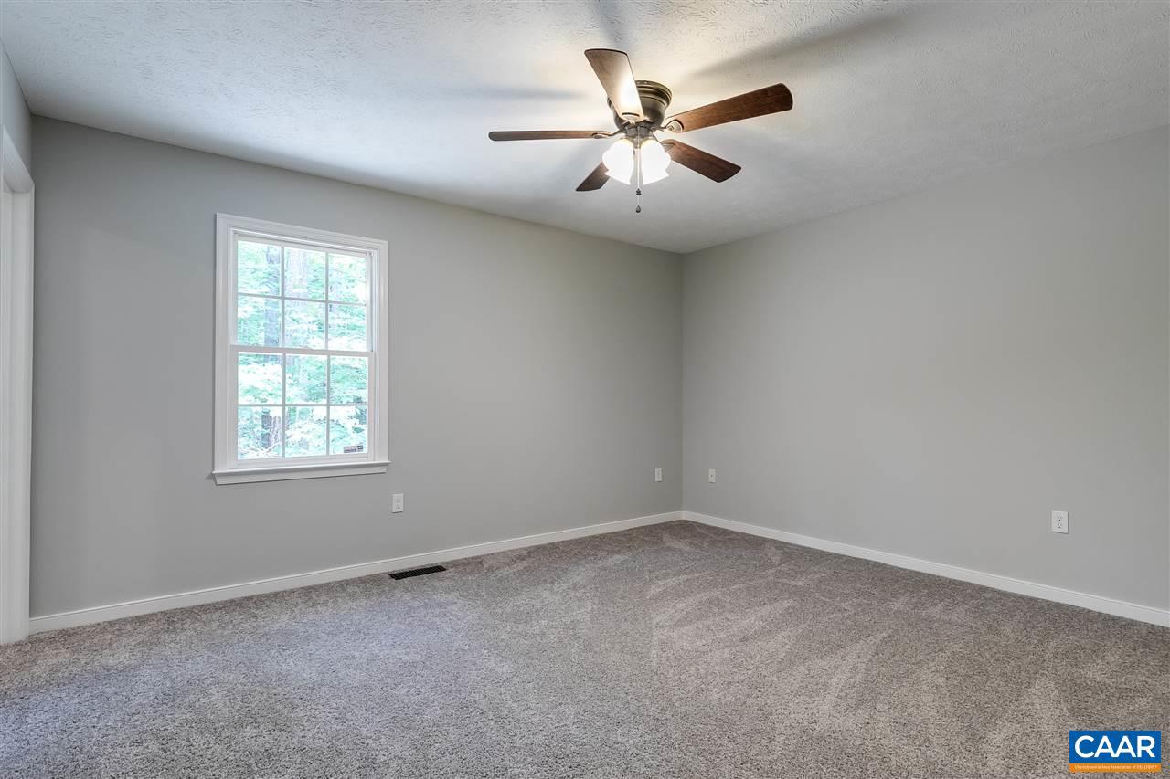4511 Tabscott Road Columbia, VA 23038 - Photo 9 of 48 Gallery Image 9