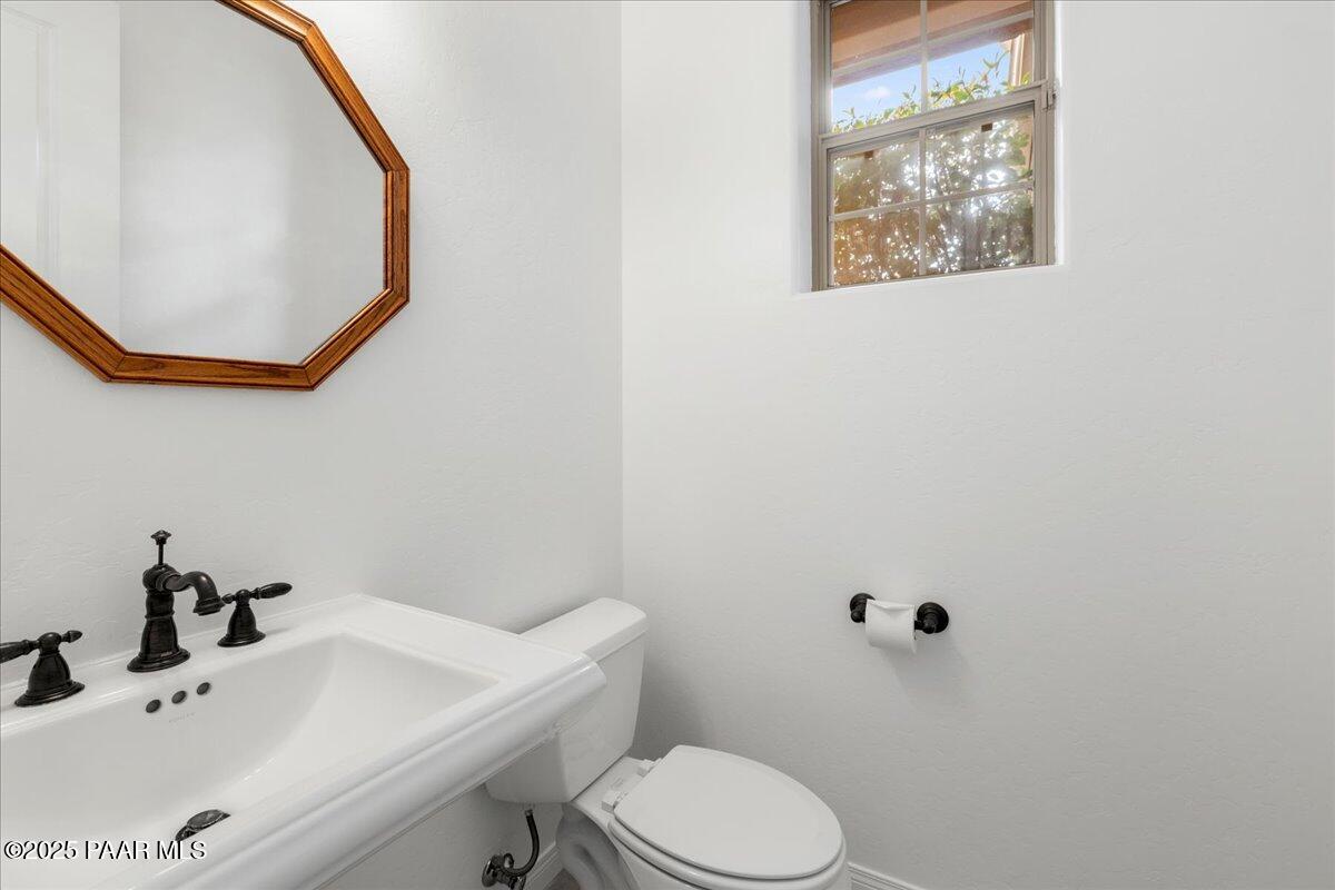1956 Copper Basin Road Prescott, AZ 86303 - Photo 19 of 40 Powder Room - 1956 Copper Basin Rd