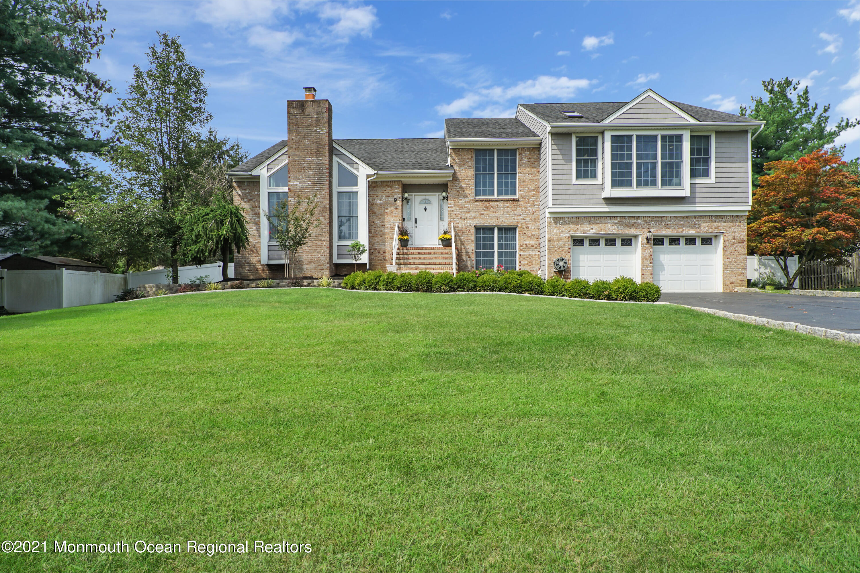 9 Tower Road Freehold, NJ 07728 - Photo 4 of 71 004_ev203604_1