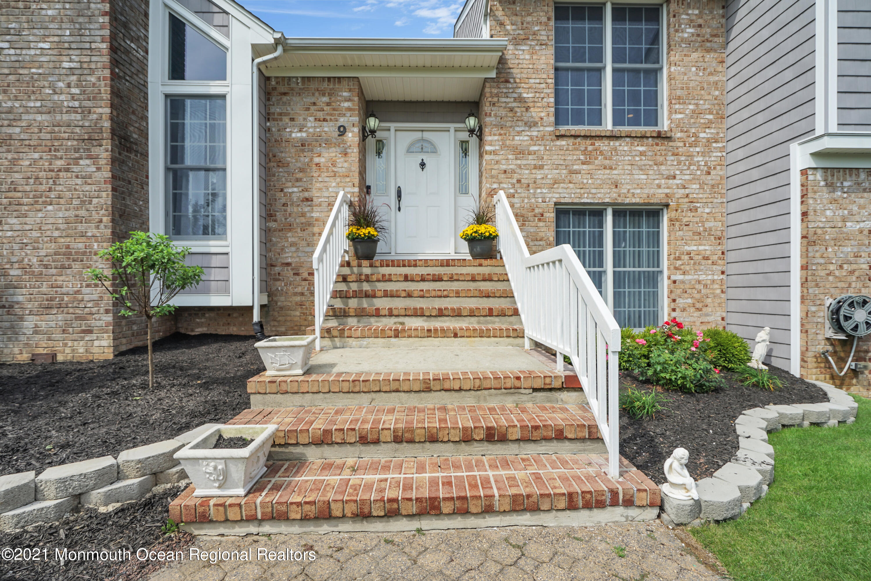 9 Tower Road Freehold, NJ 07728 - Photo 8 of 71 008_ev203584_1