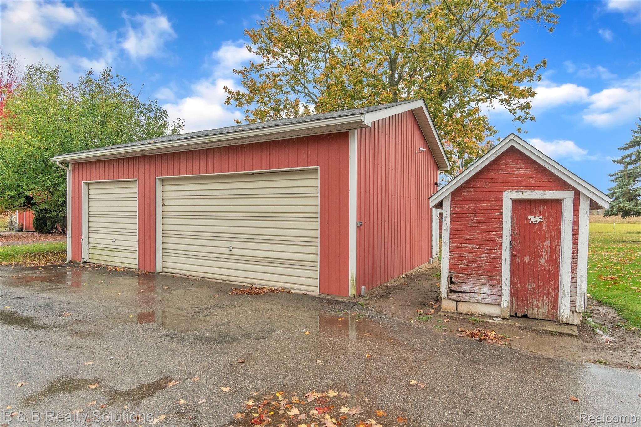 2840 Capac Road Allenton, MI 48002 - Photo 32 of 42 31-2840 Capac Rd,-windowstill-reale.jpg