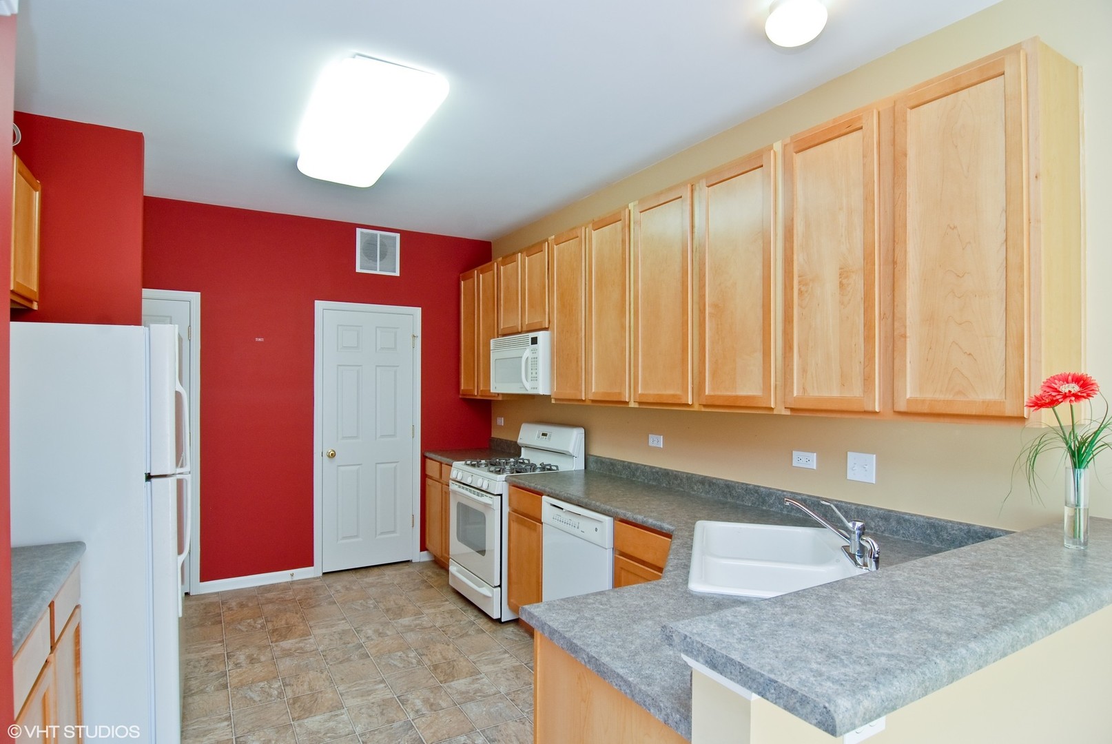 358 Tower Drive Hainesville, IL 60030 - Photo 5 of 19
