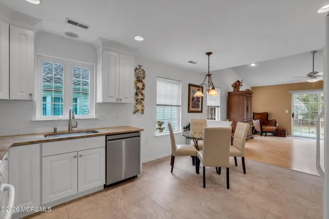 $424,800 | 17 Medinah Court, Jackson, NJ 08527