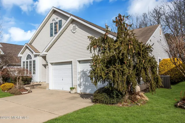 $424,800 | 17 Medinah Court, Jackson, NJ 08527