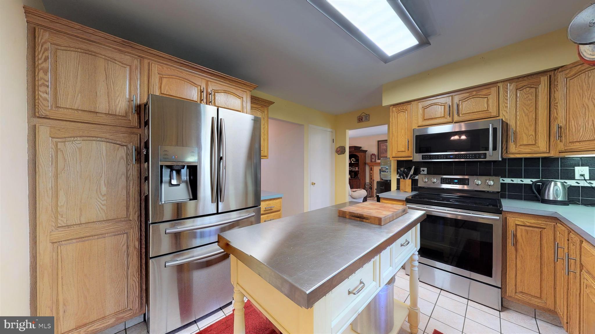 587 Pinehurst Road Cream Ridge, NJ 08514 - Photo 10 of 30 Kitchen
