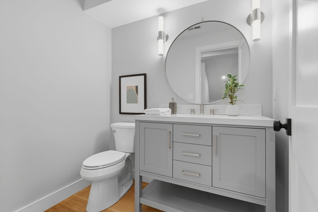33 Chestnut Street, Unit 2 Andover, MA 01810 - Photo 10 of 28