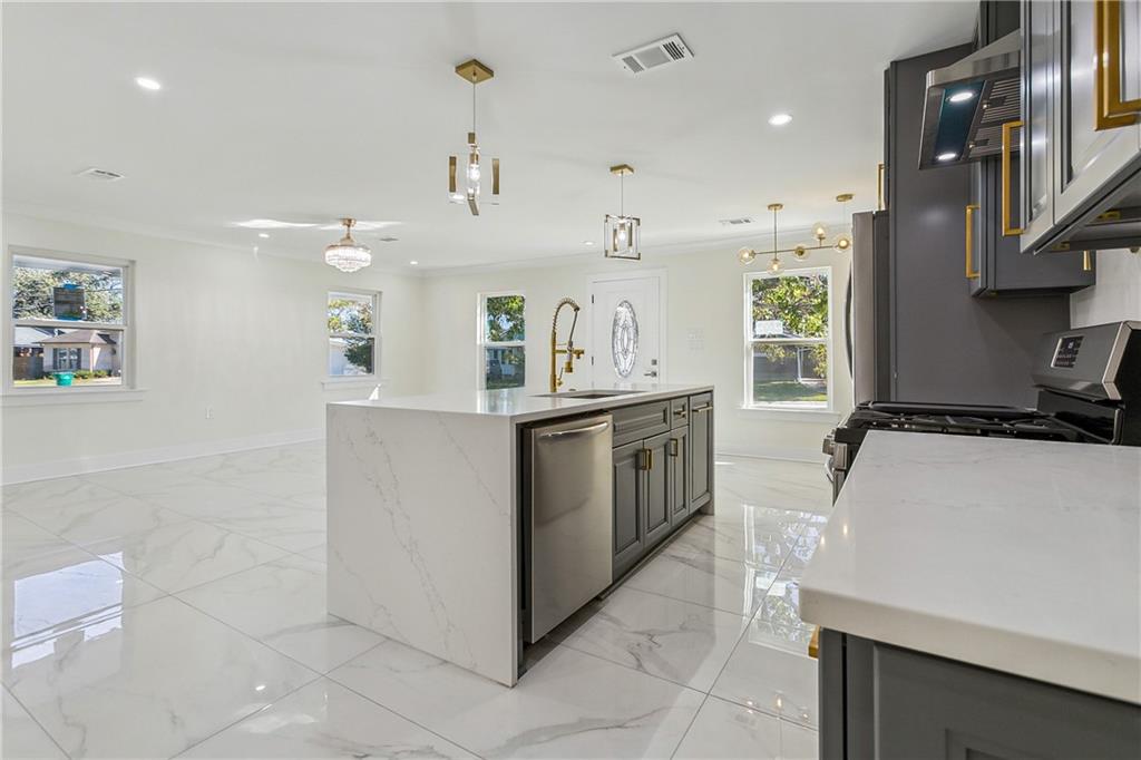2800 Haring Road Metairie, LA 70006 - Photo 5 of 25 Gallery Image 5
