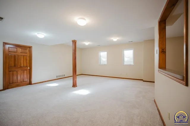 $414,900 | 3807 Southwest Trevino Court, Topeka, KS 66610