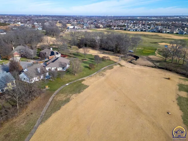 $394,900 | 3807 Southwest Trevino Court, Topeka, KS 66610