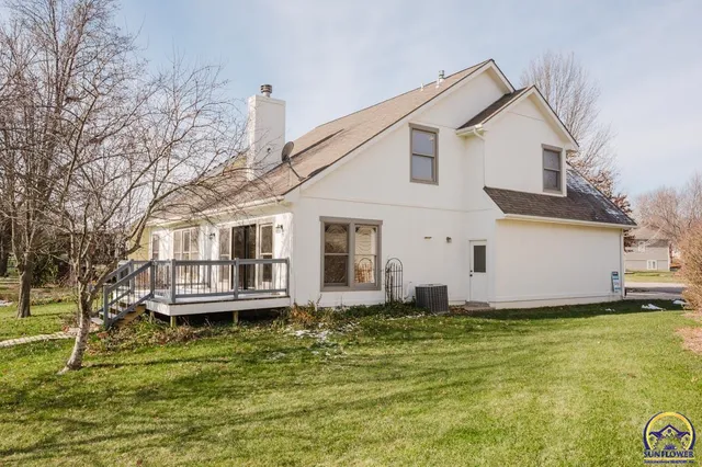 $414,900 | 3807 Southwest Trevino Court, Topeka, KS 66610