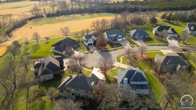 $414,900 | 3807 Southwest Trevino Court, Topeka, KS 66610