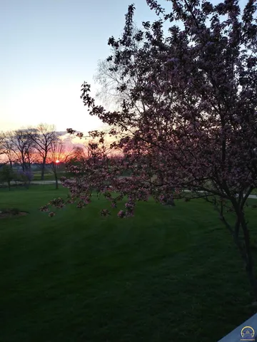 $414,900 | 3807 Southwest Trevino Court, Topeka, KS 66610