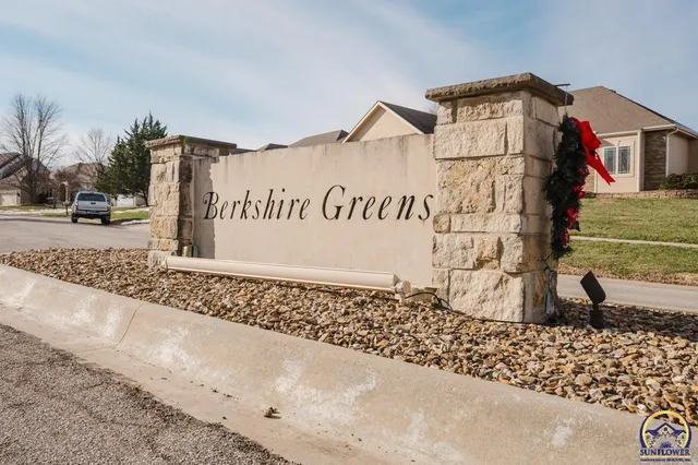 $414,900 | 3807 Southwest Trevino Court, Topeka, KS 66610