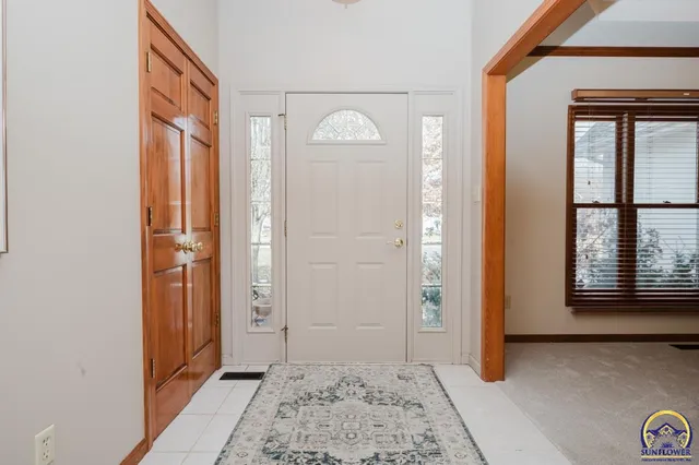 $414,900 | 3807 Southwest Trevino Court, Topeka, KS 66610