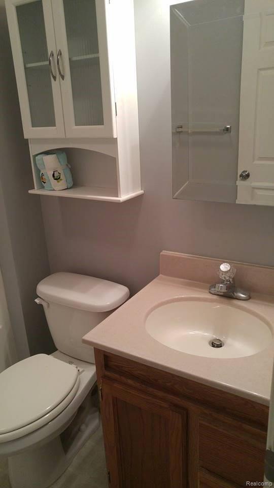 7121 Lapeer Road Davison, MI 48423 - Photo 13 of 31 22.jpg