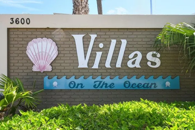 a view of sign board