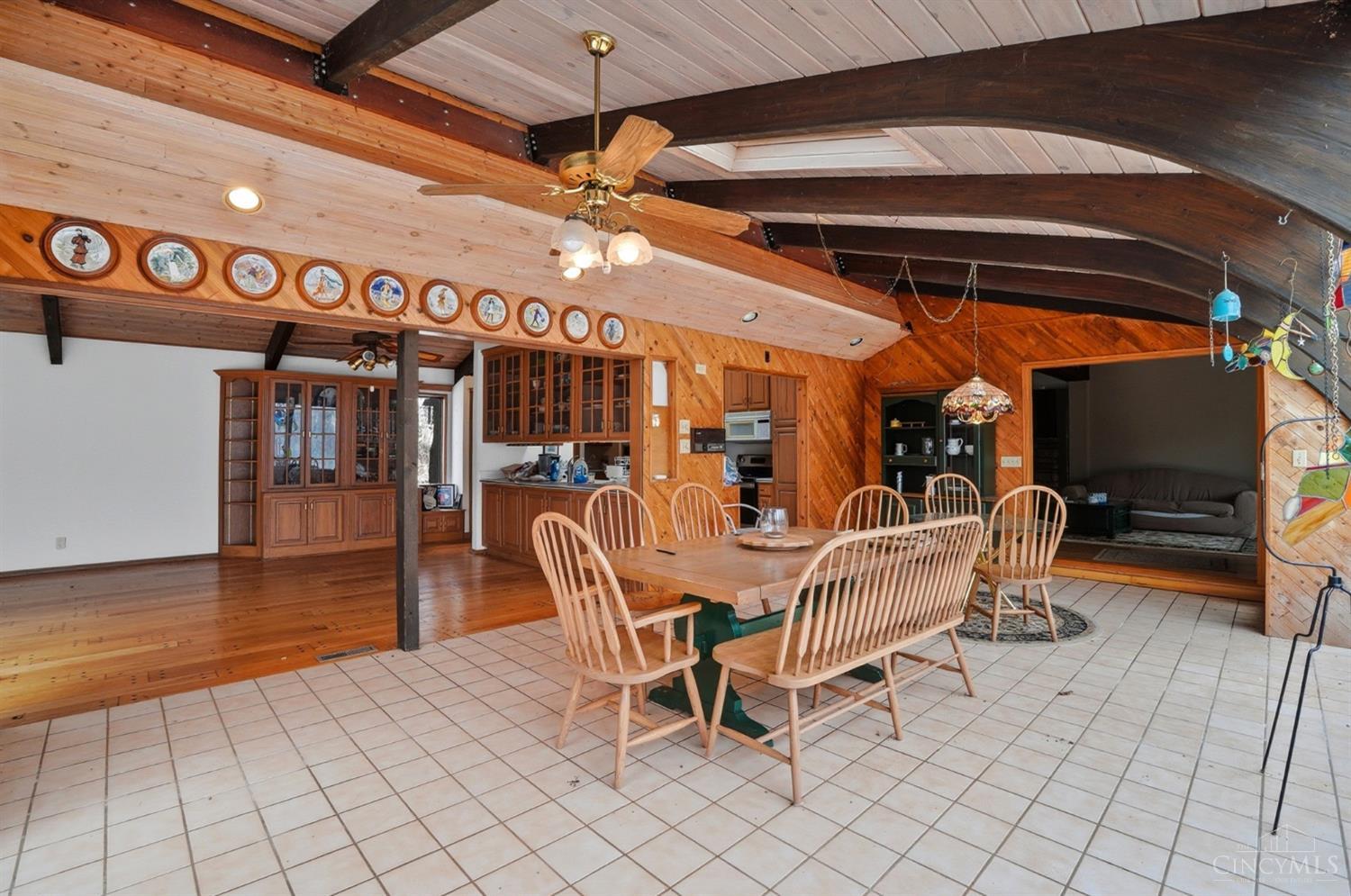 6660 Weiss Road Cincinnati, OH 45247 - Photo 8 of 11 Gallery Image 8