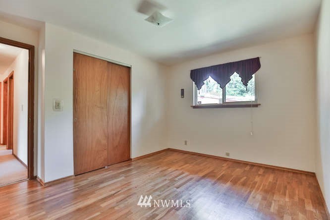 4502 Southeast 3rd Place Renton, WA 98059 - Photo 6 of 14