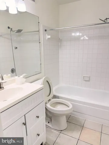 $2,095 | 15724 Easthaven Court, Unit 701, Bowie, MD 20716