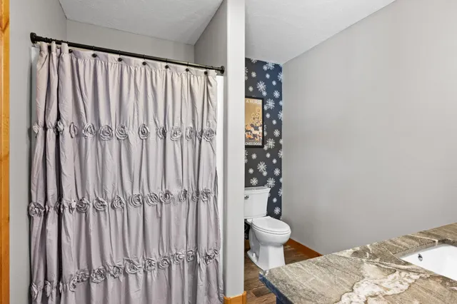 $374,900 | 379 East River Circle, Sauk Centre, MN 56378