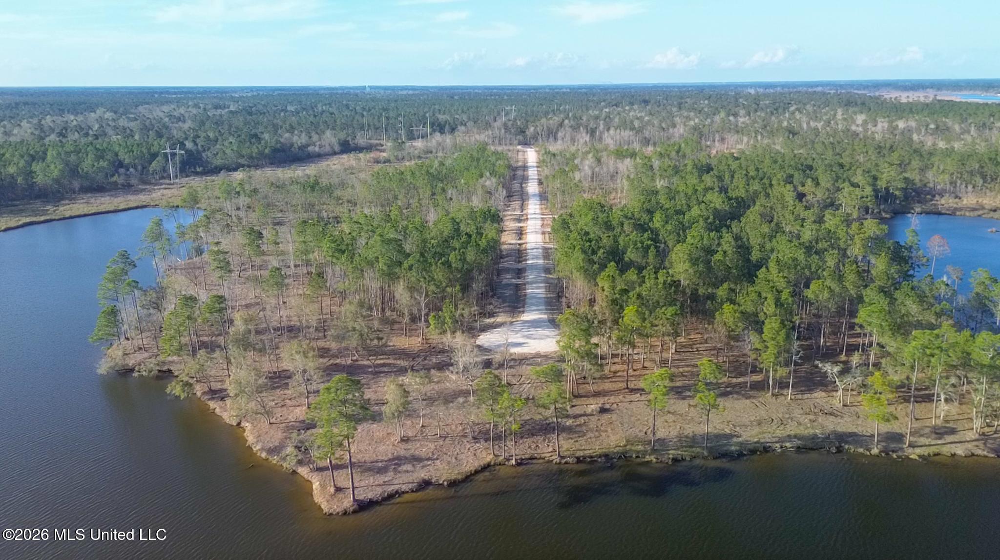 13045 Enciente Point Drive Kiln, MS 39556 - Photo 8 of 16 en-26
