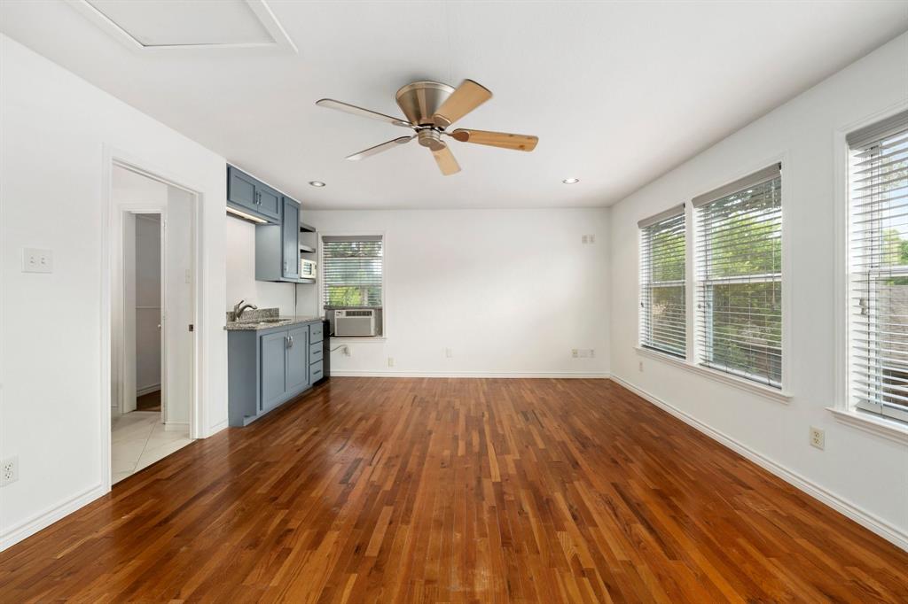 7128 Haverford Road Dallas, TX 75214 - Photo 22 of 24 Quarters