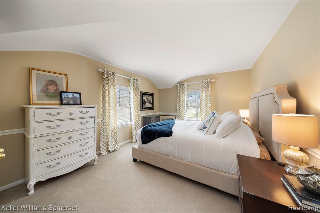 839 Cook Road Grosse Pointe Woods, MI 48236 - Photo 19 of 38