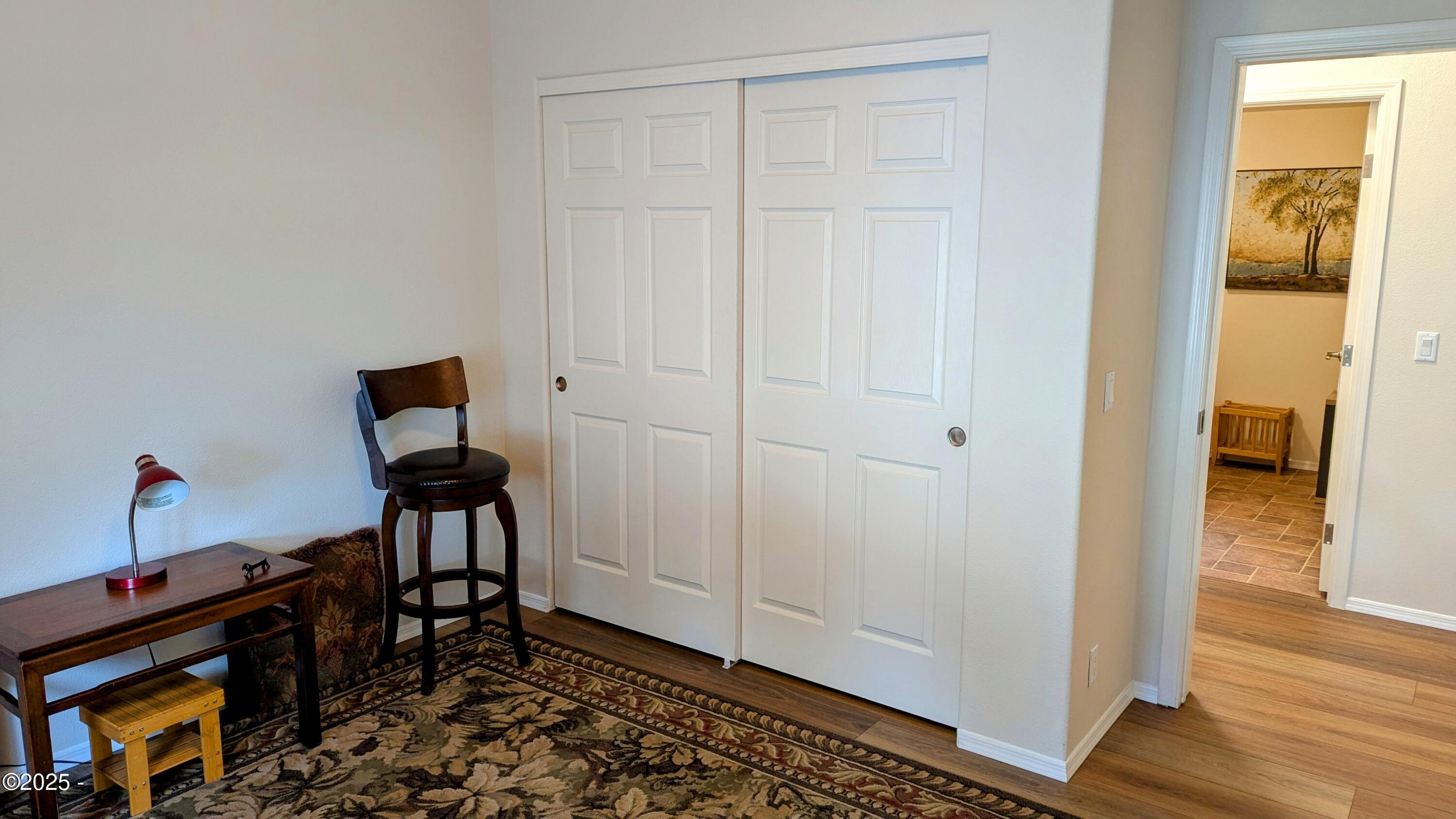 33125 White Oak Road Corvallis, OR 97333 - Photo 18 of 37 Bedroom 1
