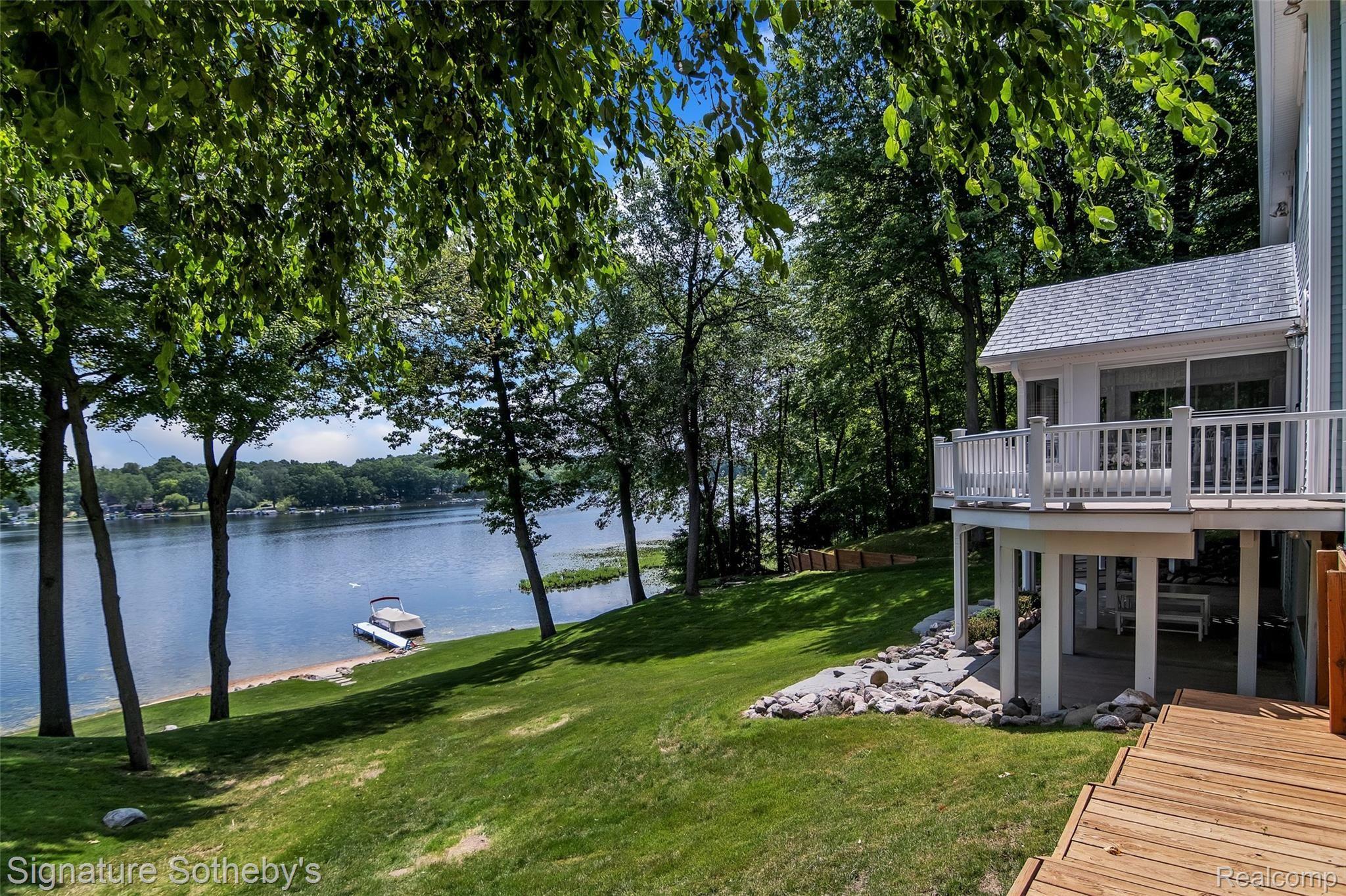 8810 Tipsico Lake Road Holly, MI 48442 - Photo 63 of 66 F02E3DA5-03B1-43F7-AB02-907509D84110.jpeg