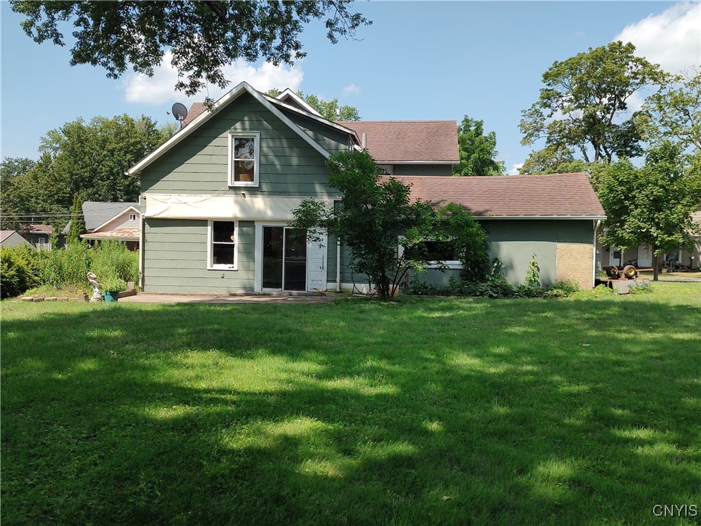 113 Chapel Street Sherrill, NY 13461 - Photo 3 of 45