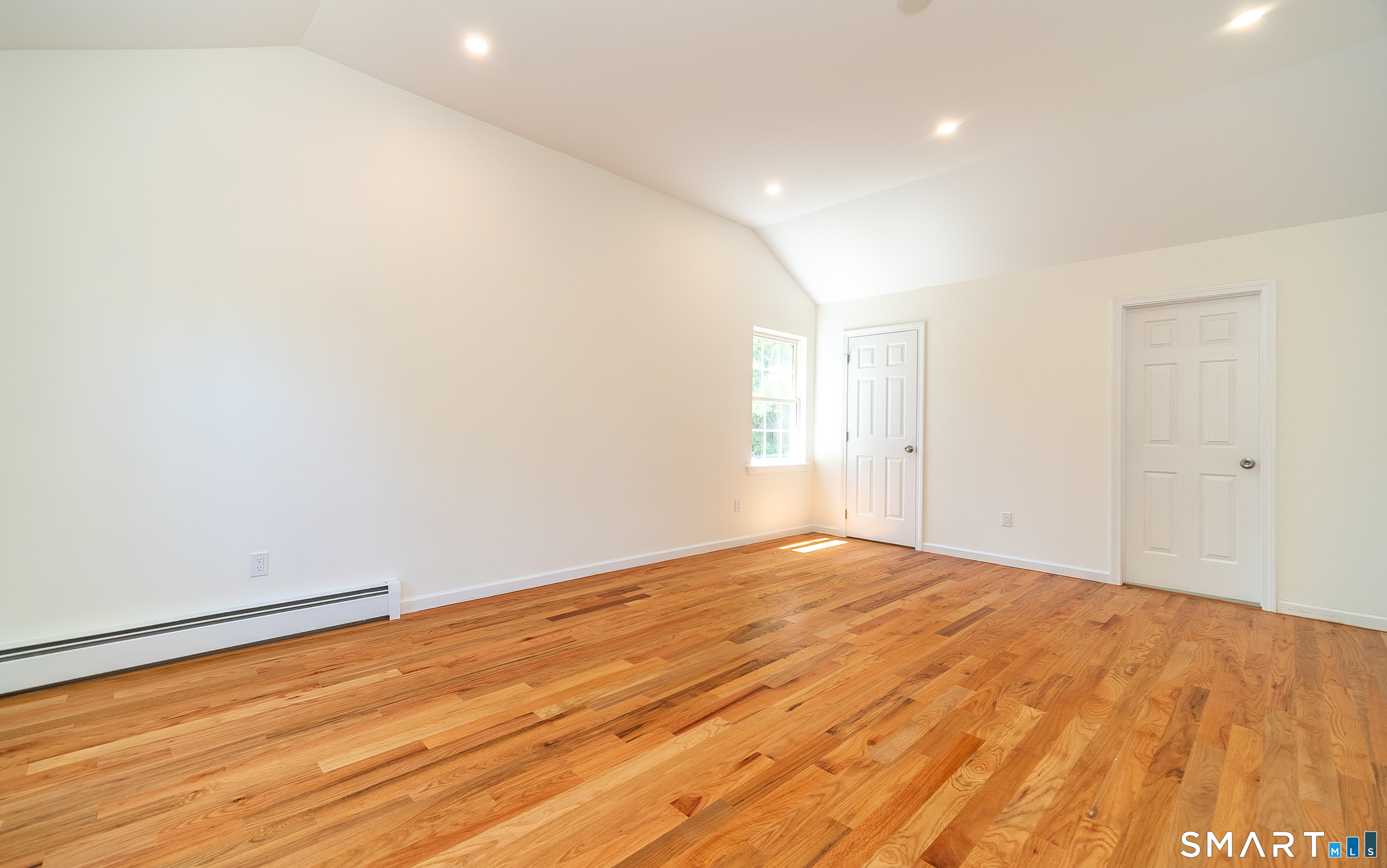 1425 James Farm Road Stratford, CT 06614 - Photo 19 of 40