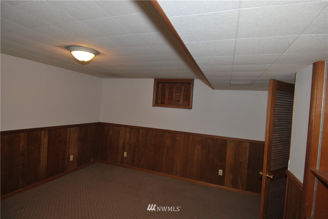 1610 Sheridan Road Bremerton, WA 98310 - Photo 18 of 33 Gallery Image 18