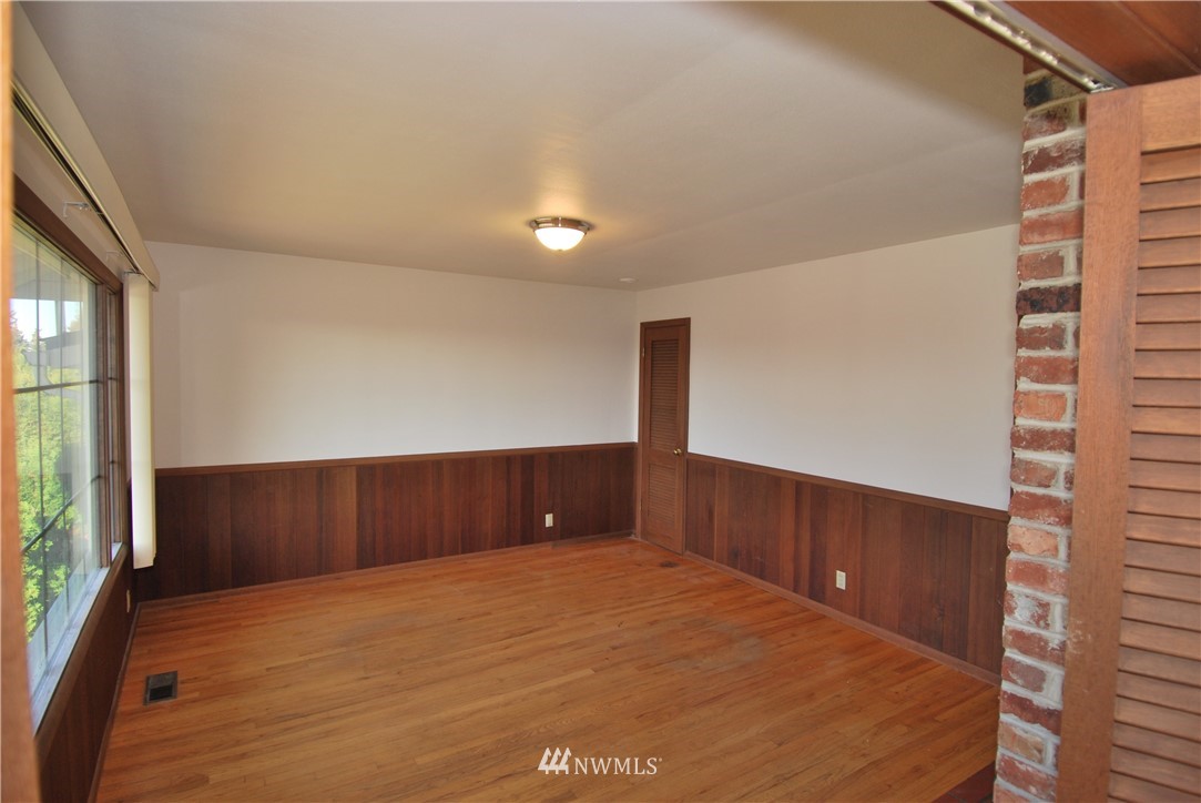 1610 Sheridan Road Bremerton, WA 98310 - Photo 21 of 33 Gallery Image 21