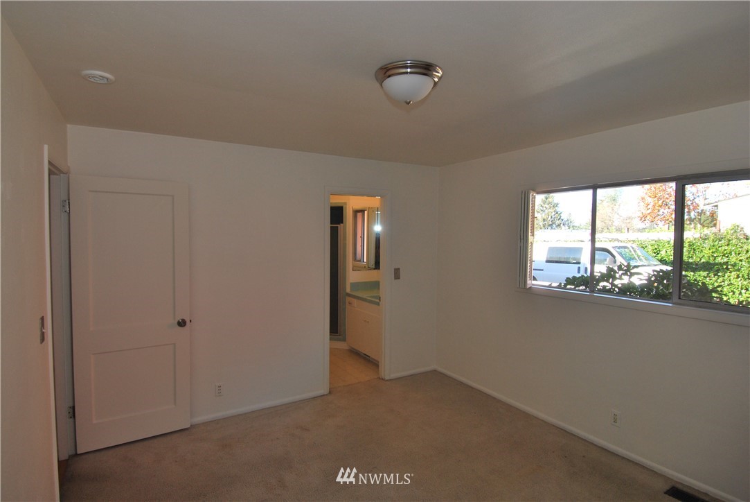 1610 Sheridan Road Bremerton, WA 98310 - Photo 24 of 33 Gallery Image 24