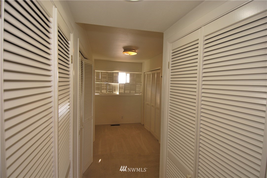 1610 Sheridan Road Bremerton, WA 98310 - Photo 26 of 33 Gallery Image 26