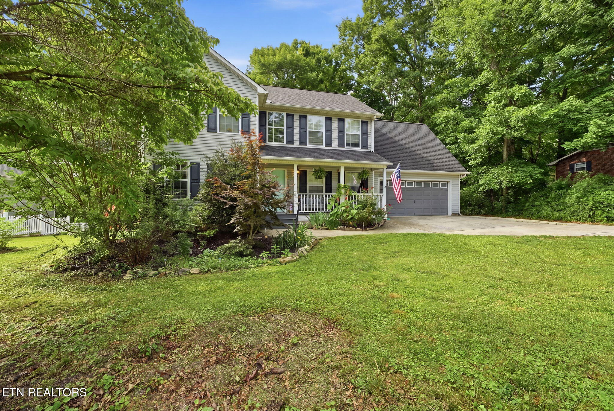 3423 Hackworth Road Knoxville, TN 37931 - Photo 3 of 36 16-web-or-mls-003_DSC01182_reedit_68dcbd
