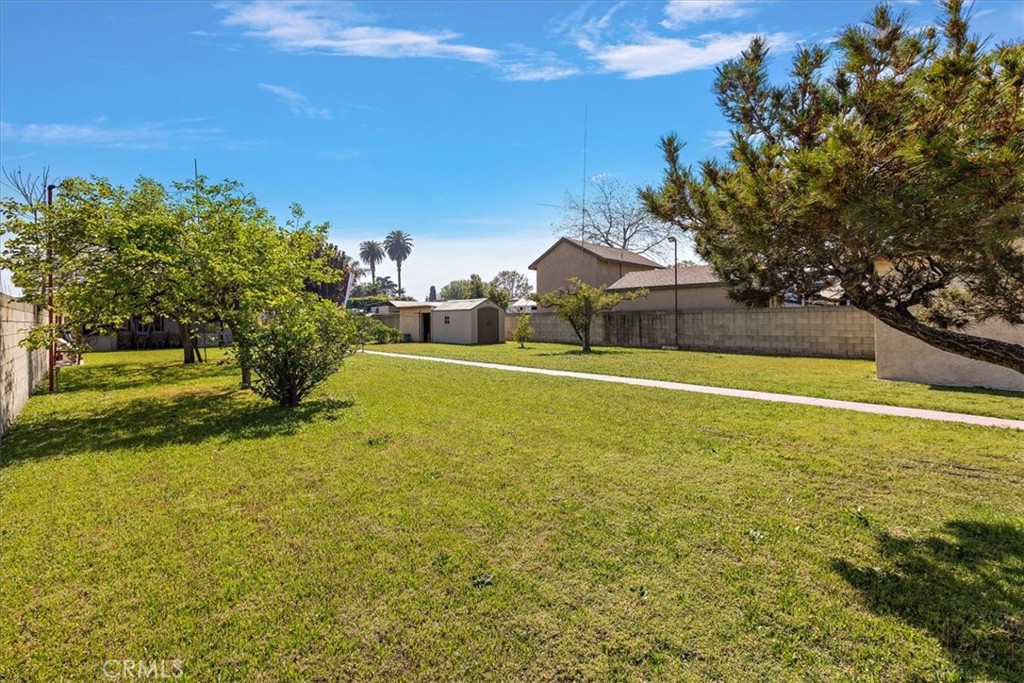 420 West Tichenor Street Compton, CA 90220 - Photo 48 of 53