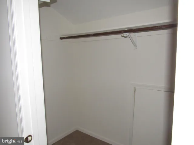 $2,400 | 29 Hawthorne Avenue, Newark, DE 19711