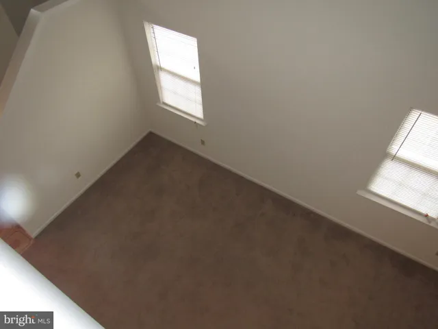 $2,400 | 29 Hawthorne Avenue, Newark, DE 19711