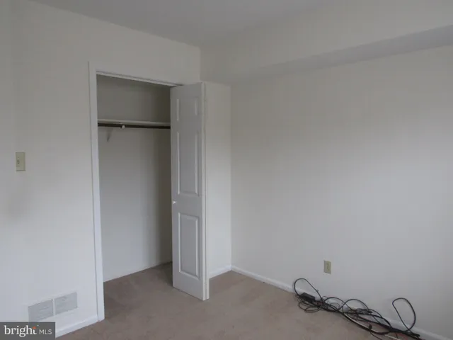 $2,400 | 29 Hawthorne Avenue, Newark, DE 19711