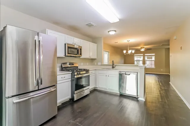 $1,750 | 6154 Settlers Lake Circle East, Katy, TX 77449