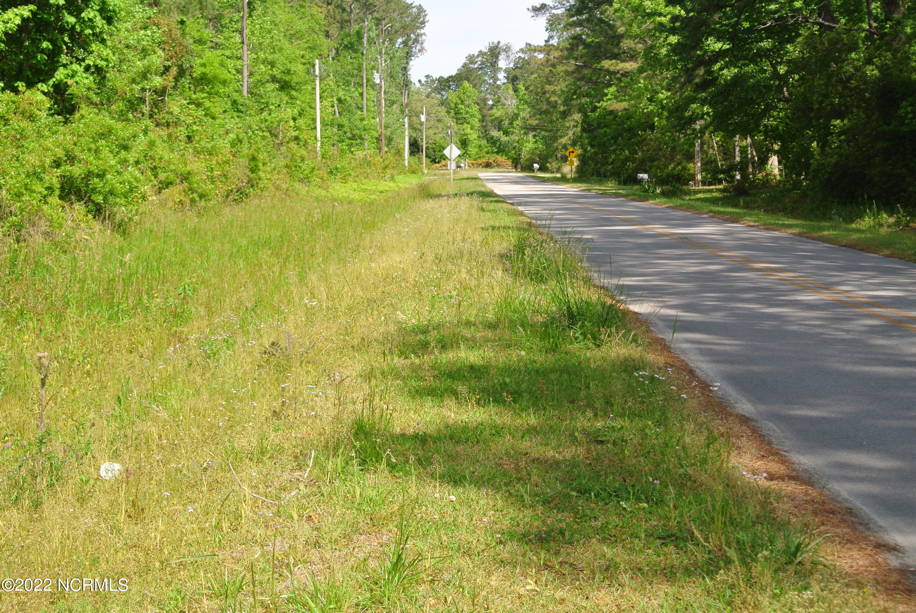 253 Anchor Road Beaufort, NC 28516 - Photo 1 of 12 DSC_5738