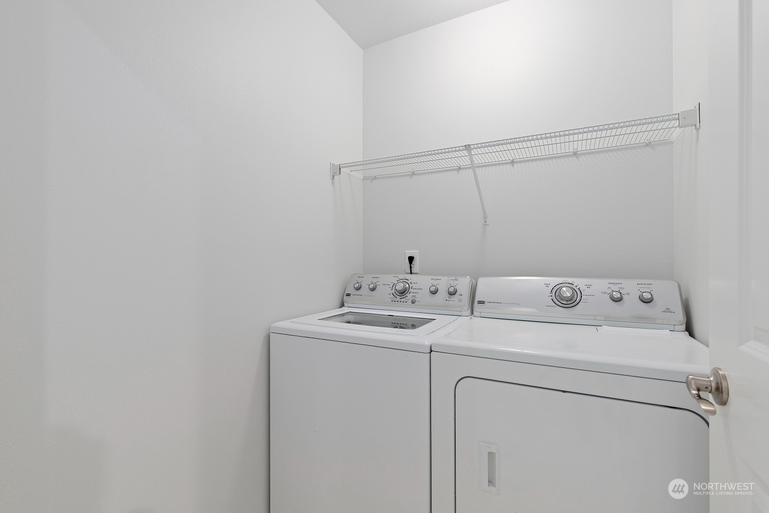 3903 243rd Place Southeast, Unit N201 Bothell, WA 98021 - Photo 24 of 33 Gallery Image 24