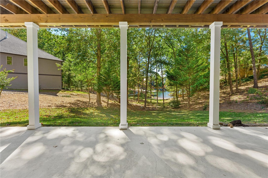 211 Wynmere Way Seneca, SC 29672 - Photo 3 of 49