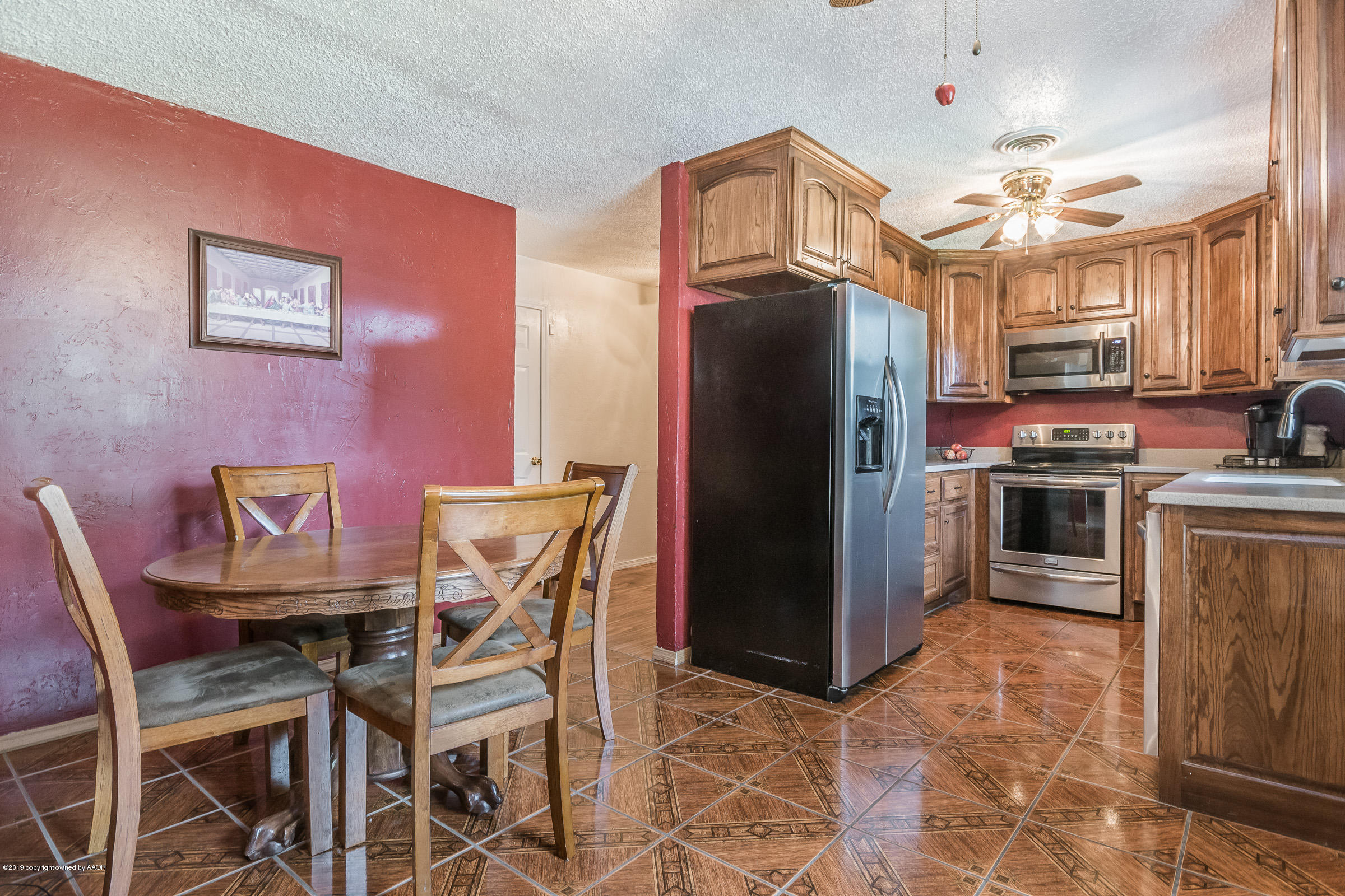 5145 McCarty Boulevard Amarillo, TX 79110 - Photo 7 of 21 a view of a dining room with furniture