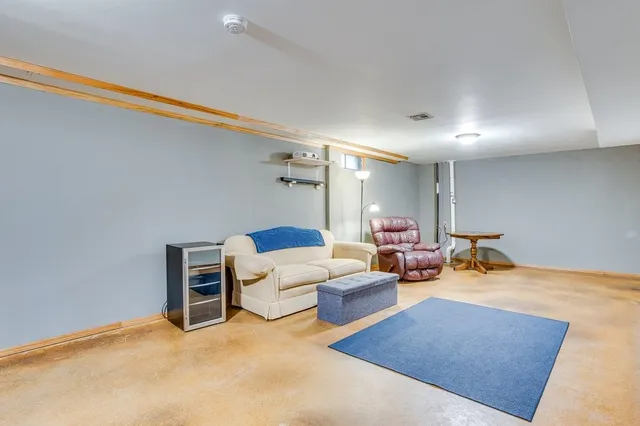 $200,000 | 704 West 15th Street, Newton, KS 67114