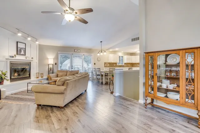 $200,000 | 704 West 15th Street, Newton, KS 67114