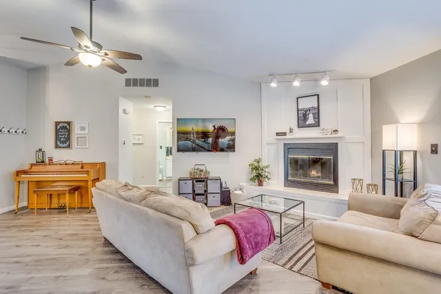 $200,000 | 704 West 15th Street, Newton, KS 67114