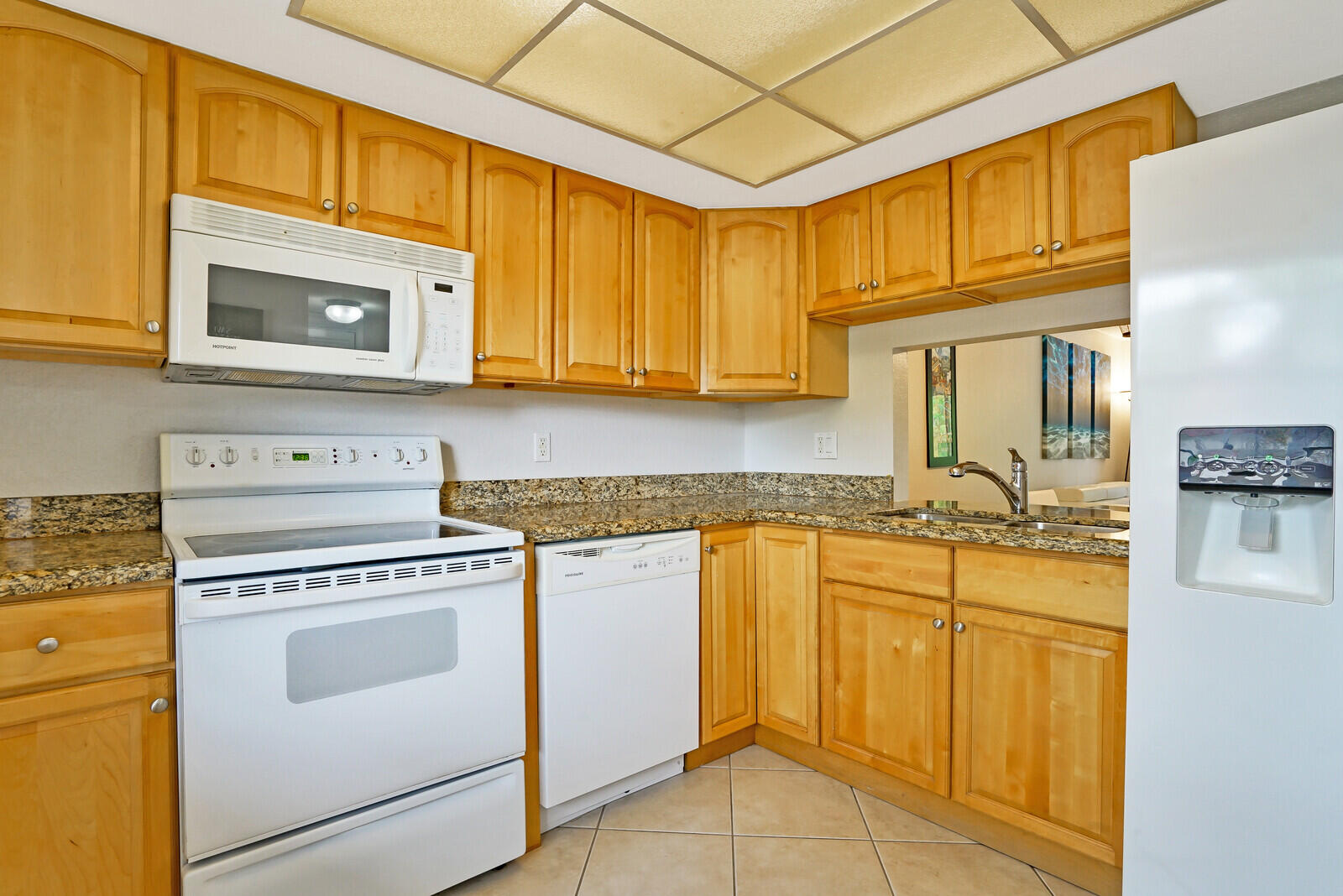 9200 Southwest 3rd Street, Unit 112 Boca Raton, FL 33428 - Photo 5 of 24 05_Image_5_mls